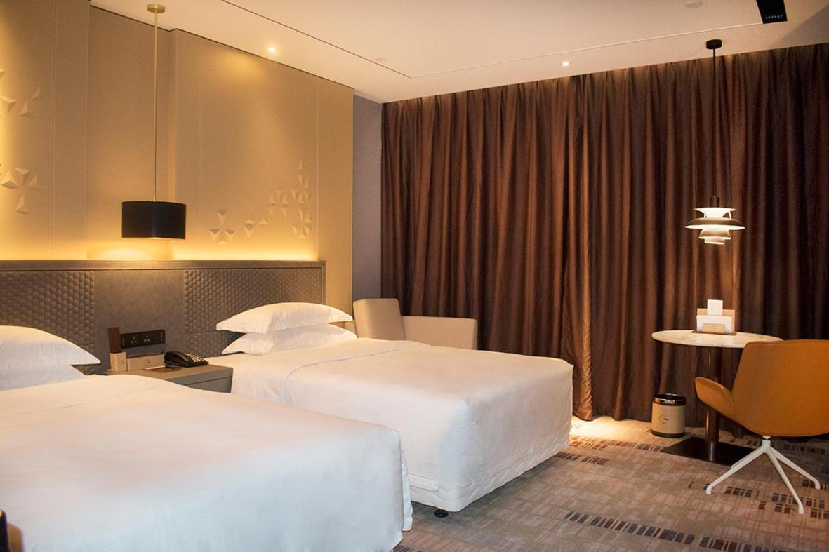 Grand Skylight International Hotel Haoyue Shenzhen Baoan Int'L Exhibition Center Екстериор снимка