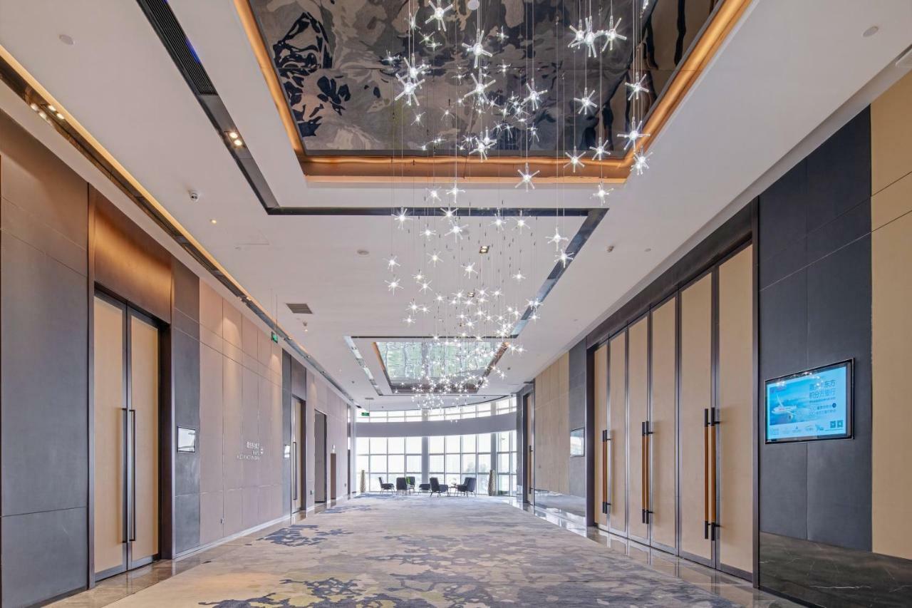 Grand Skylight International Hotel Haoyue Shenzhen Baoan Int'L Exhibition Center Екстериор снимка