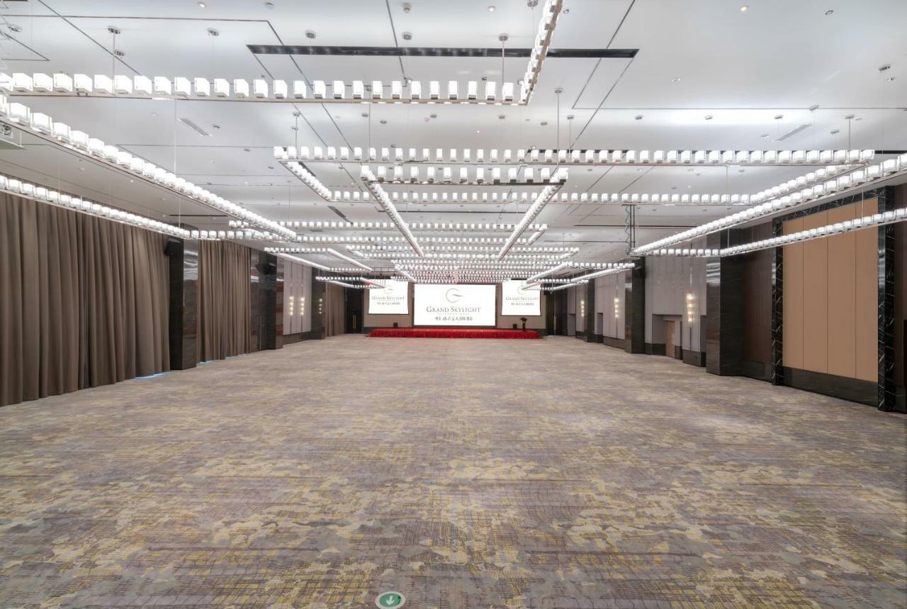 Grand Skylight International Hotel Haoyue Shenzhen Baoan Int'L Exhibition Center Екстериор снимка