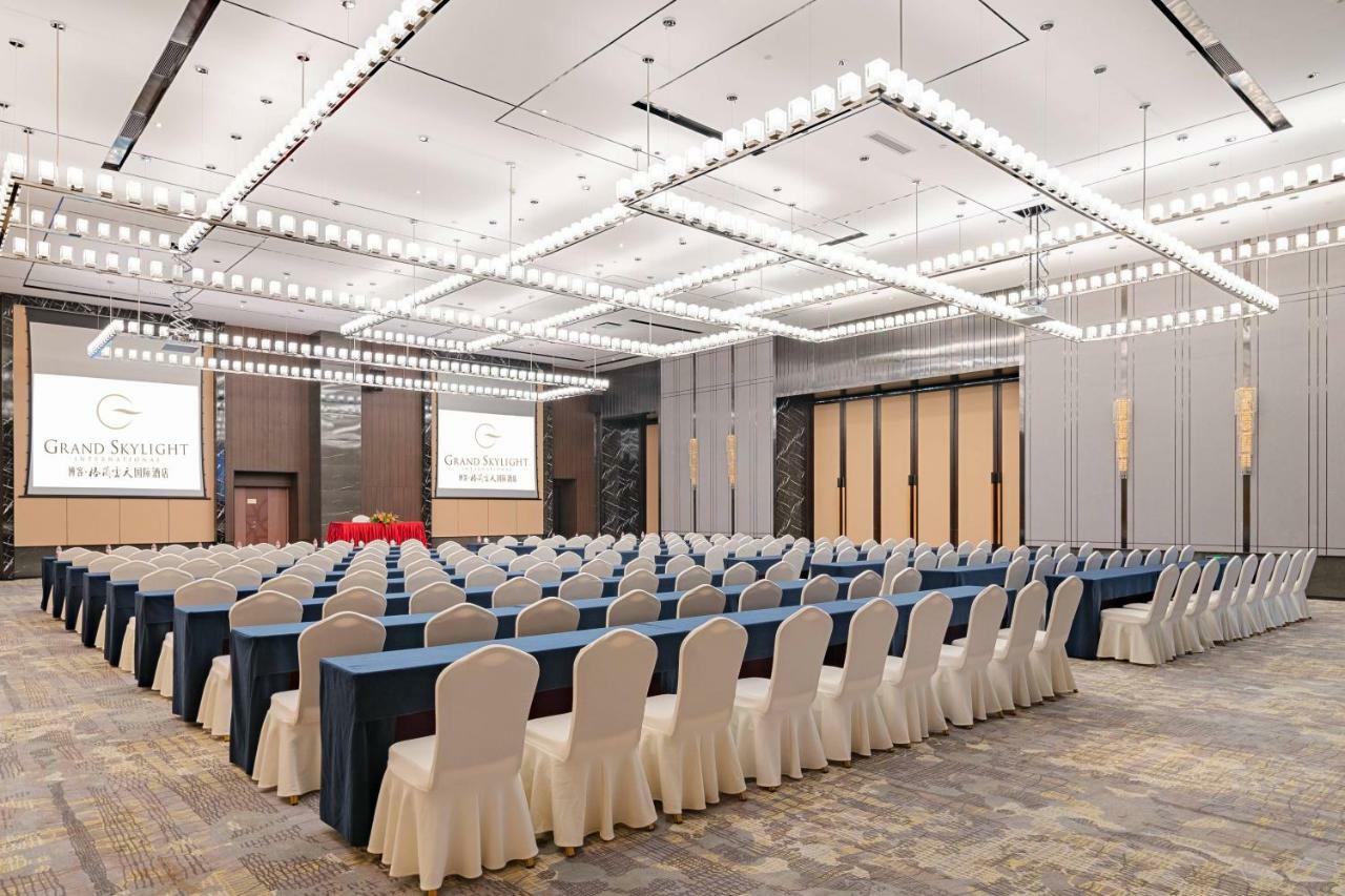 Grand Skylight International Hotel Haoyue Shenzhen Baoan Int'L Exhibition Center Екстериор снимка