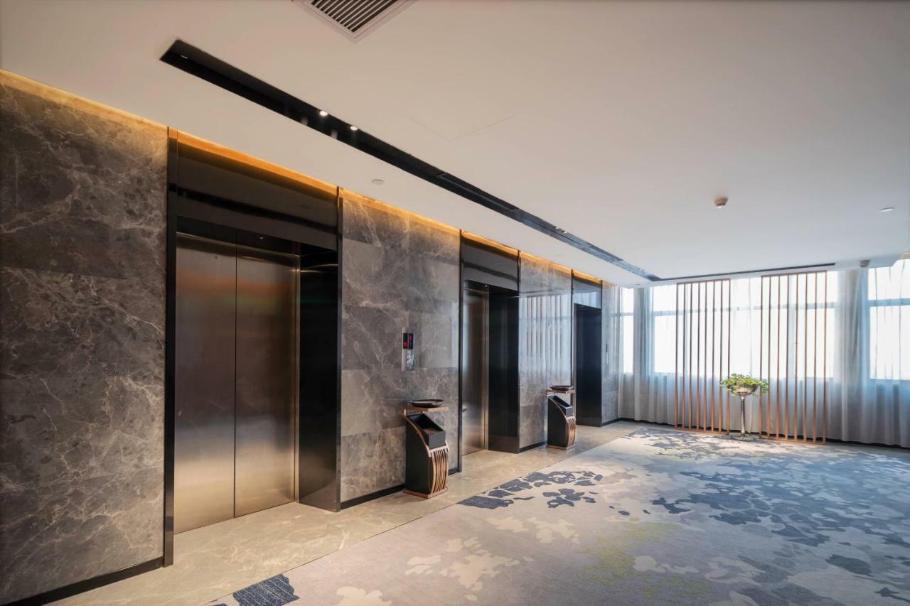 Grand Skylight International Hotel Haoyue Shenzhen Baoan Int'L Exhibition Center Екстериор снимка
