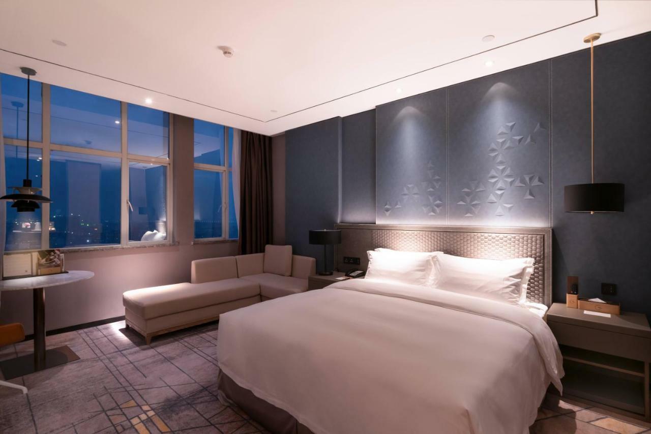 Grand Skylight International Hotel Haoyue Shenzhen Baoan Int'L Exhibition Center Екстериор снимка